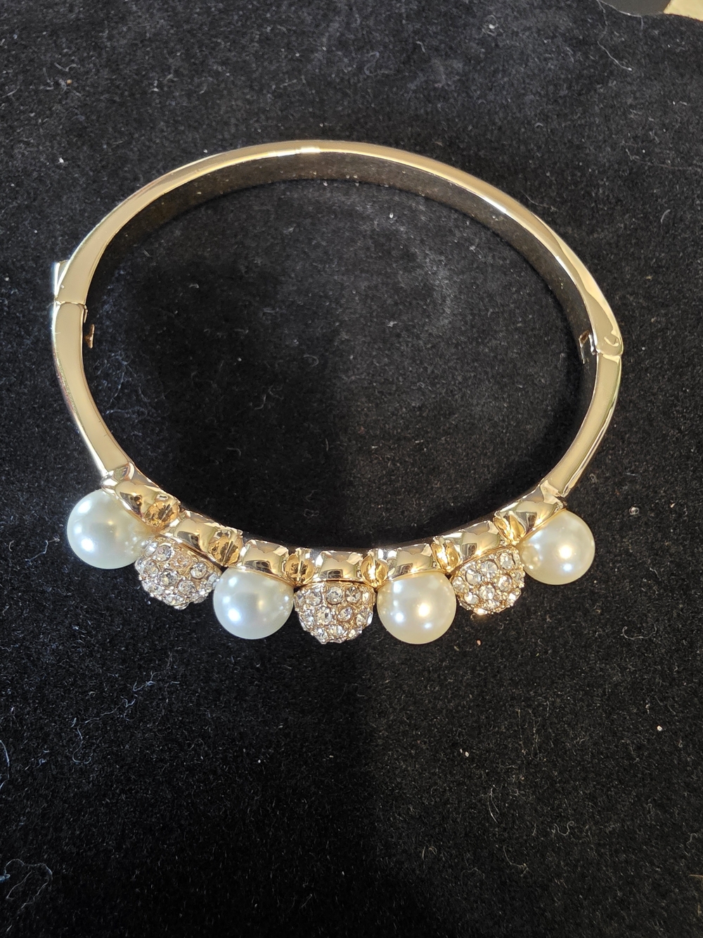 #322 Gold Faux Pearl & Crystal Accent Bangle Bracelet